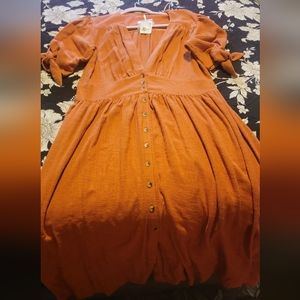 Beautiful long dress. Great fall color.